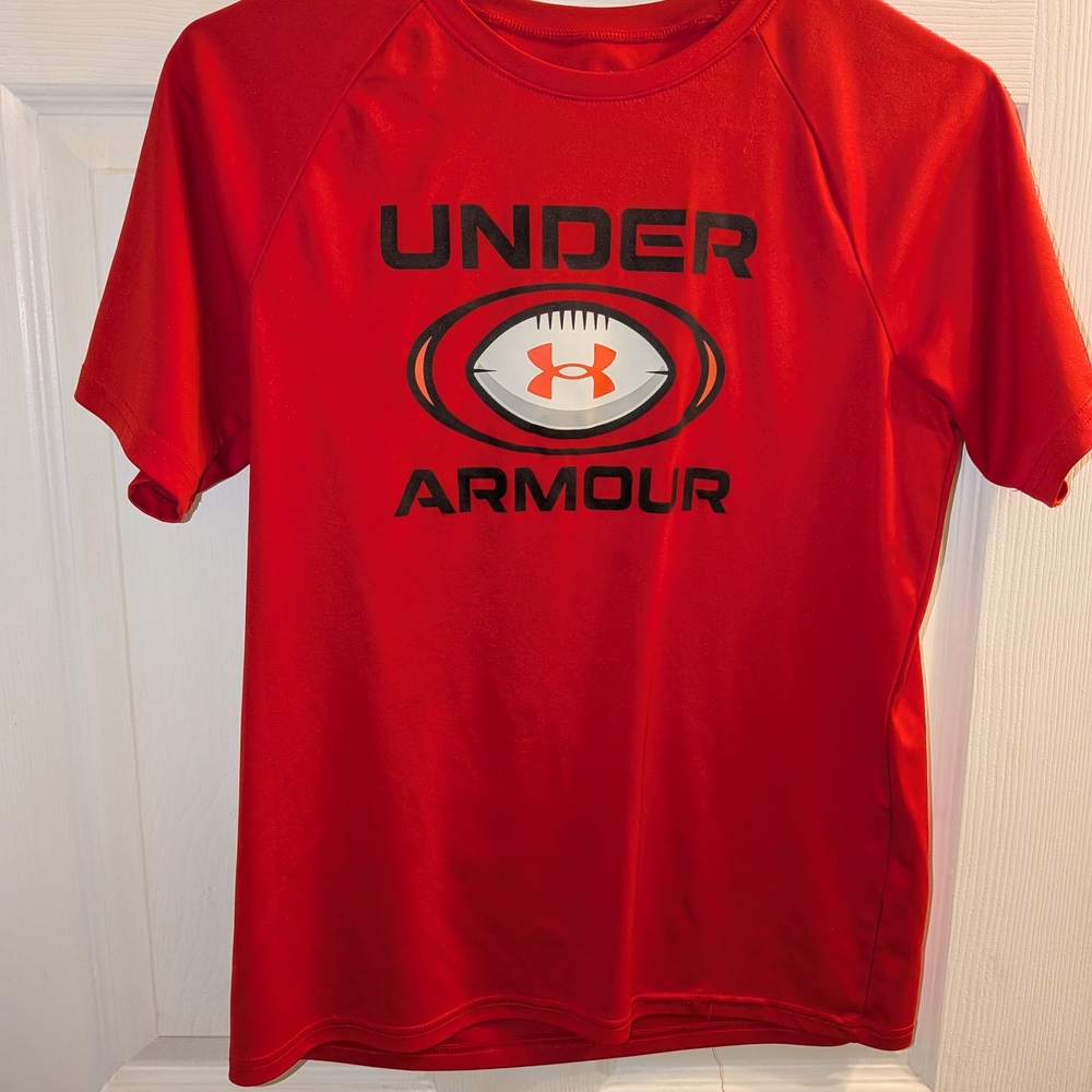 Under Armour Youth Large Crimson Sports Tee